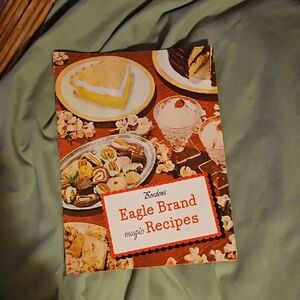 Borden's Eagle Brand Magic Recipes Booklet